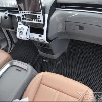 Коврики текстильные на Hyundai Staria 7 мест (2021->)