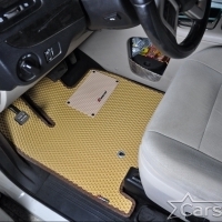 Автомобильные коврики EVA на Chrysler Town & Country V (2007->) 2 ряд: кресла 1+1 убираются в пол